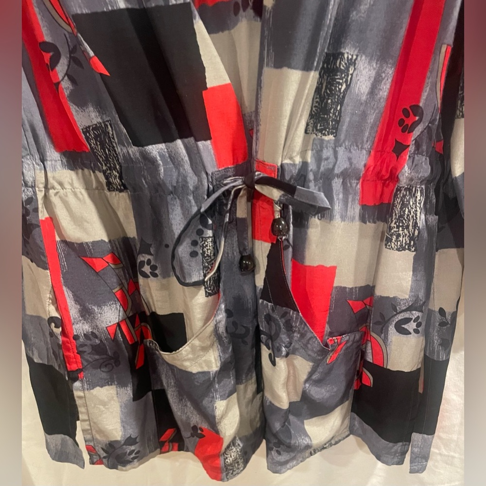 Gray, Red, Black Lightweight Buttondown Shacket Size 38 - Picture 2 of 3